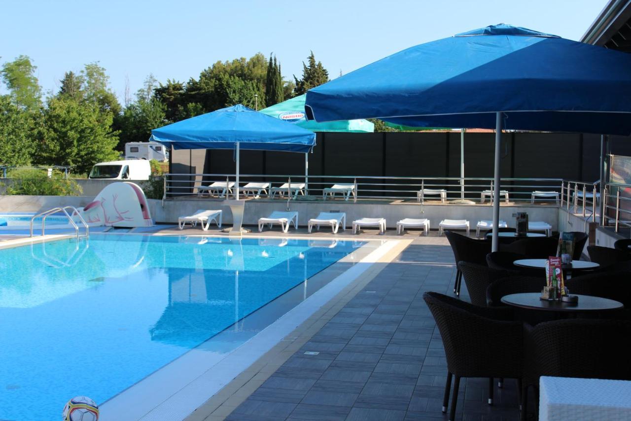 Resort Zatisje Savudrija Esterno foto