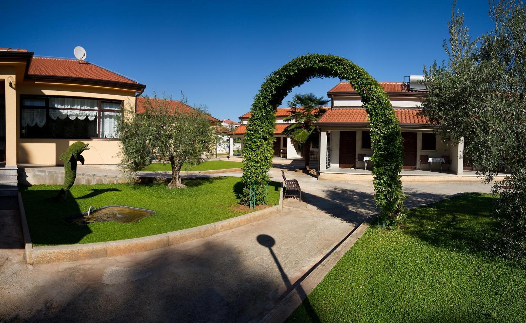 Resort Zatisje Savudrija Esterno foto